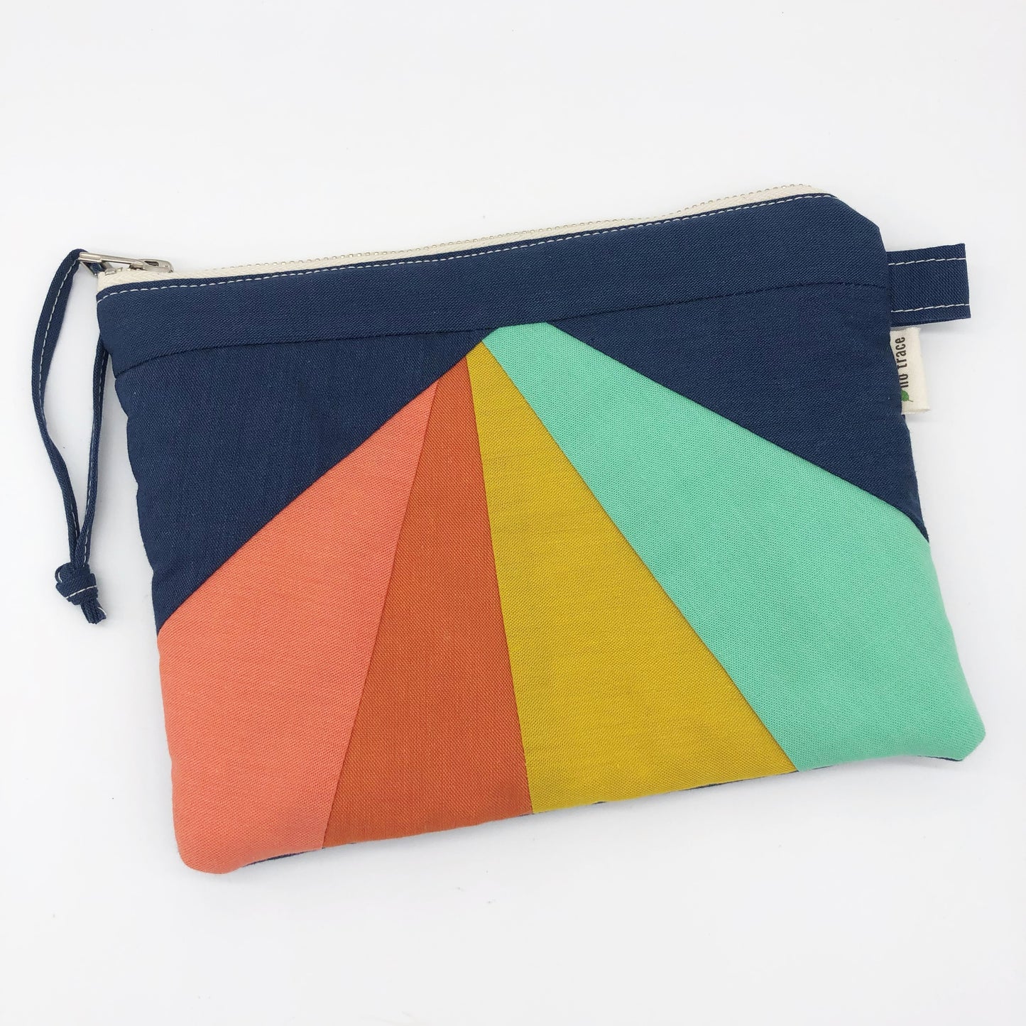 PDF sewing pattern. Rainbow paper pieced zipper pouch.